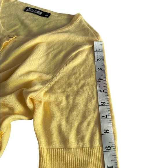 7th Avenue New York & CO. Women's Yellow Cardigan Short Sleeve Bottom-Down - Picture 6 of 8